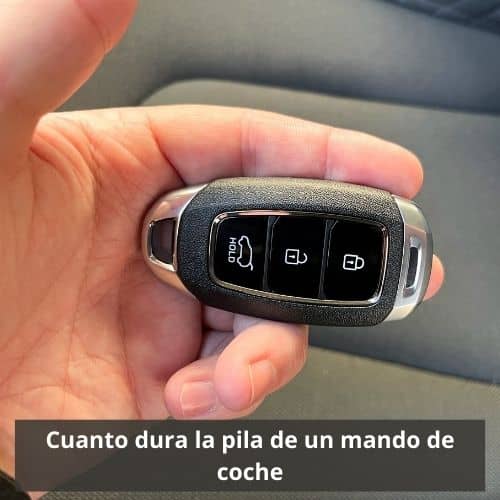 Cuanto dura la pila de un mando de coche​