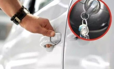 ¿Te has dejado las llaves dentro del coche? Un experto revela qué hacer y cuánto puede costar la solución