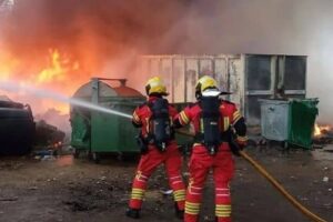 El incendio junto al vertedero de Cuenca queda controlado tras varias horas de intervención